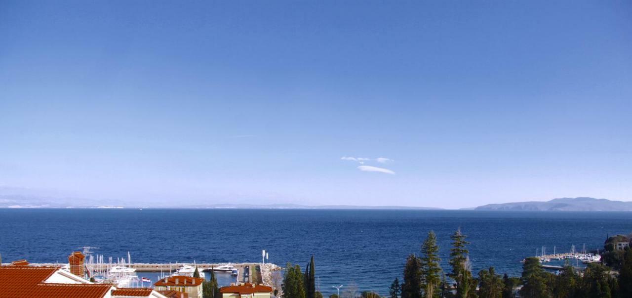 Villa Mihaela Ičići エクステリア 写真